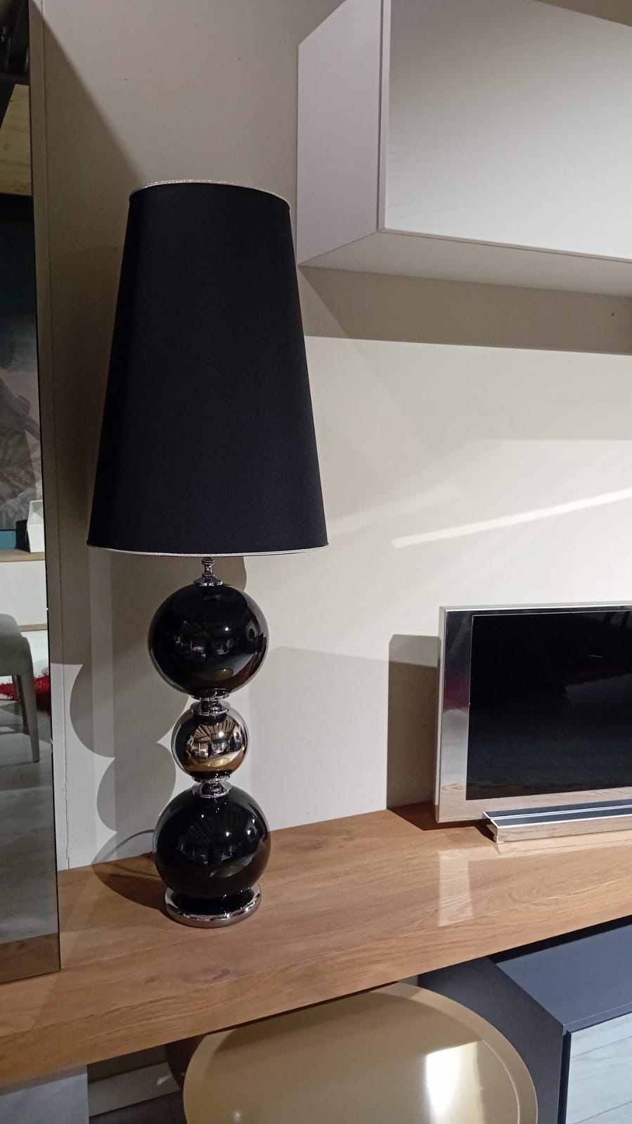 PEARL | Lampada da tavolo By Adriani e Rossi