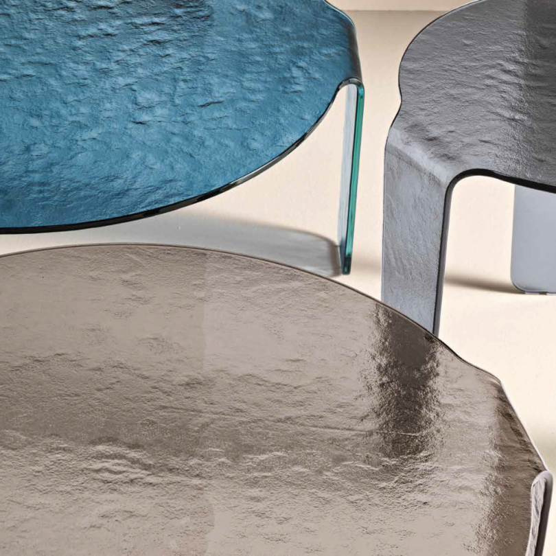 Capodarte nori tavolino basso in vetro martellato